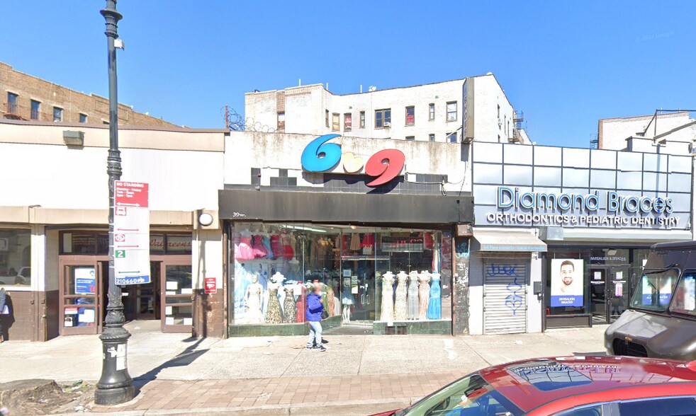 39 W Fordham Rd, Bronx, NY à vendre - Photo principale - Image 1 de 2