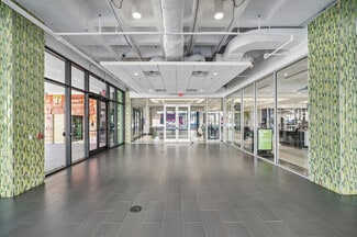 Plus de détails pour 40 E Adams St, Jacksonville, FL - Commerce de détail à louer