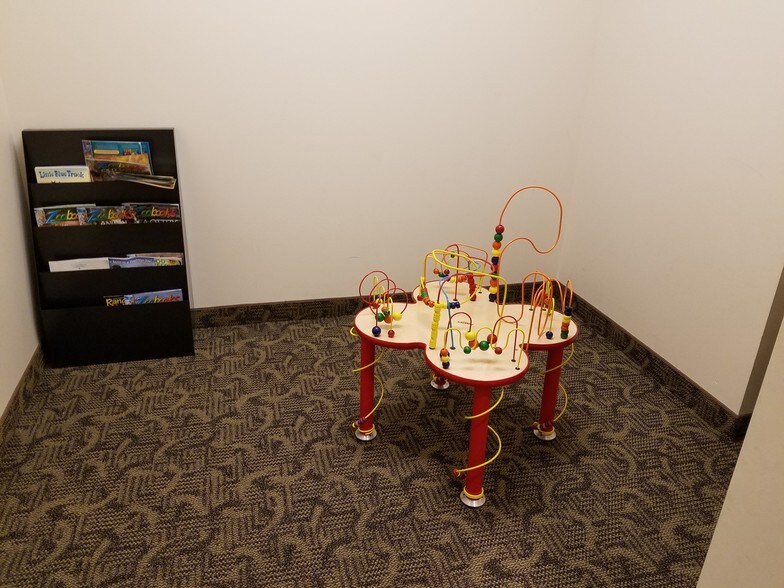 15 S 1000 E, Payson, UT à louer - Photo du bâtiment - Image 2 de 27