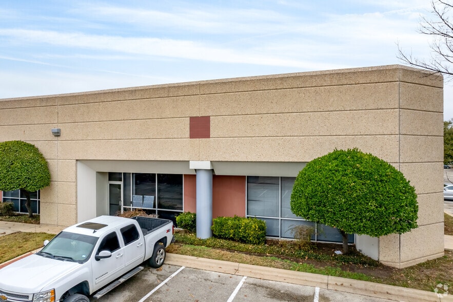 9229 Waterford Centre Blvd, Austin, TX à louer - Photo principale - Image 3 de 4