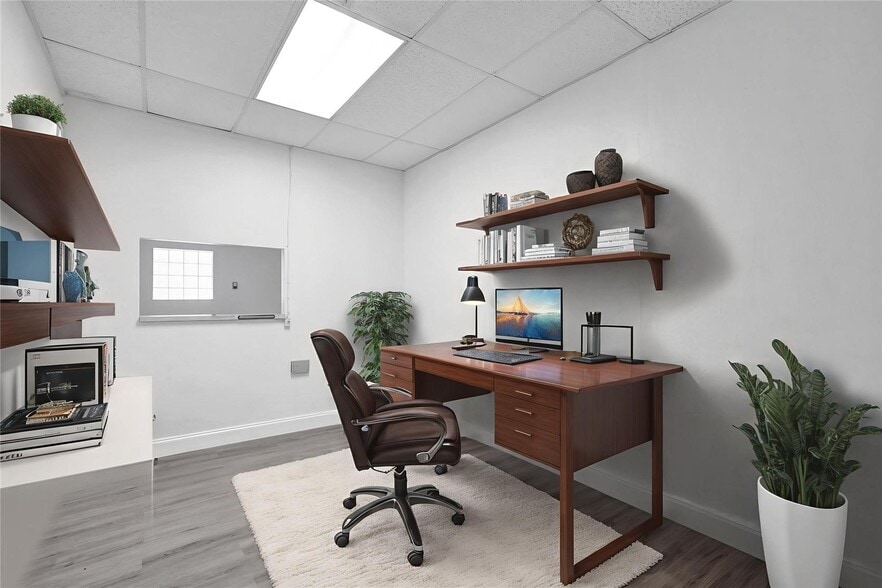 201-211 E Hallandale Beach Blvd, Hallandale Beach, FL for lease - Building Photo - Image 3 of 50