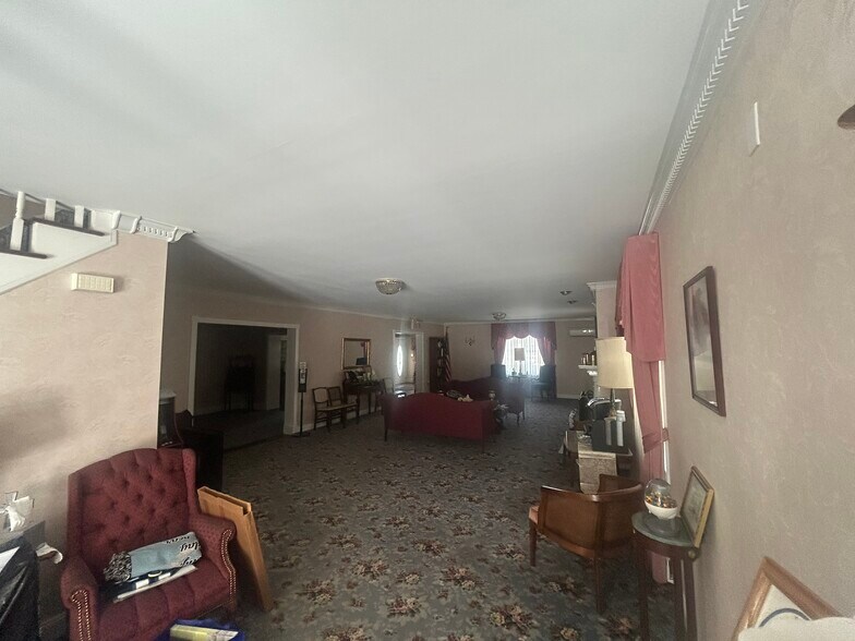214 W Front St, Florence, NJ à vendre - Photo intérieure - Image 3 de 5