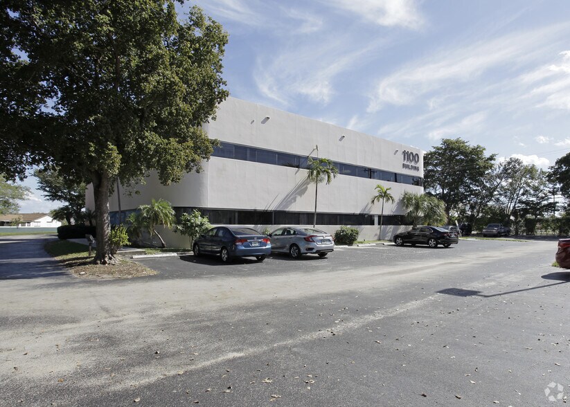 1100 S State Road 7, Margate, FL for lease - Building Photo - Image 2 of 24