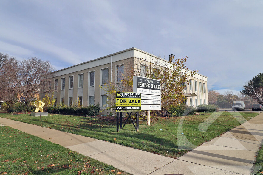 28000 Van Dyke Ave, Warren, MI for sale - Building Photo - Image 1 of 10