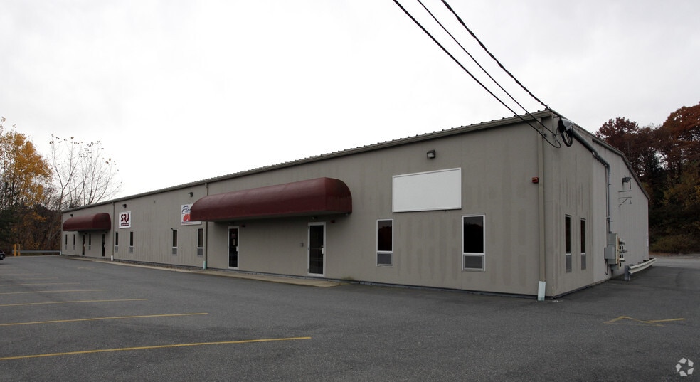 141 Industrial Dr, North Smithfield, RI for lease - Primary Photo - Image 1 of 2