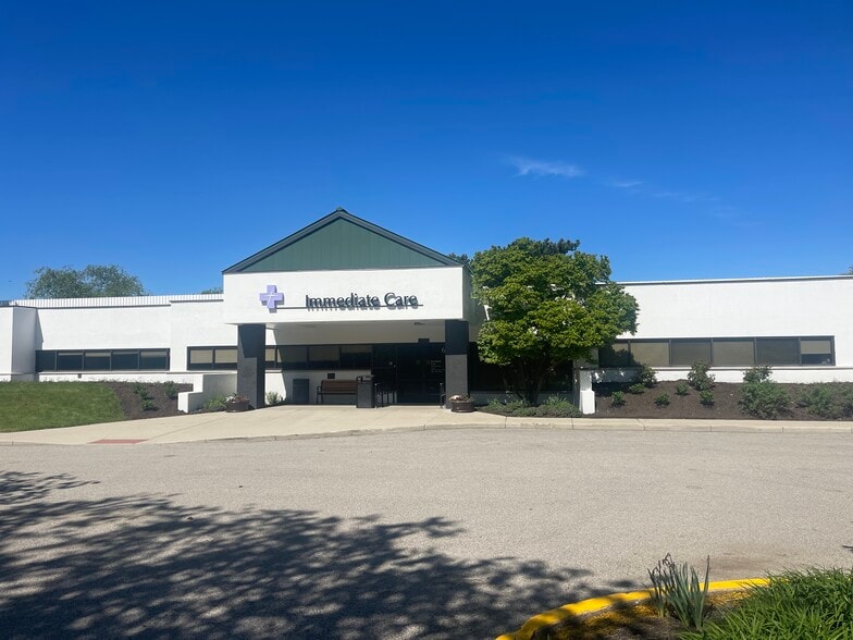 6 E Phillip Rd, Vernon Hills, IL for lease - Building Photo - Image 2 of 4