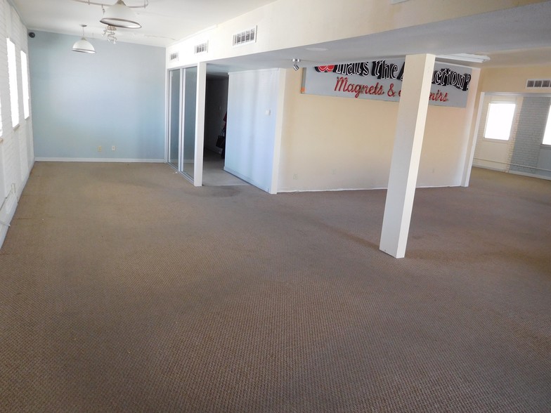 6232 E Gateway Blvd, El Paso, TX for lease - Building Photo - Image 3 of 25