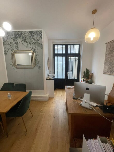 Commerce de détail dans Paris à louer - Photo intérieure - Image 2 de 4