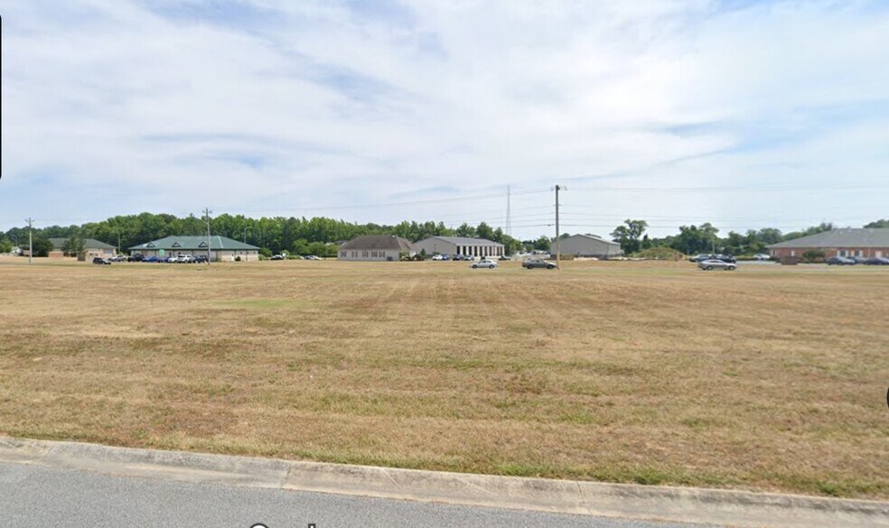 207 Liberty way, Milford, DE for lease - Building Photo - Image 2 of 5