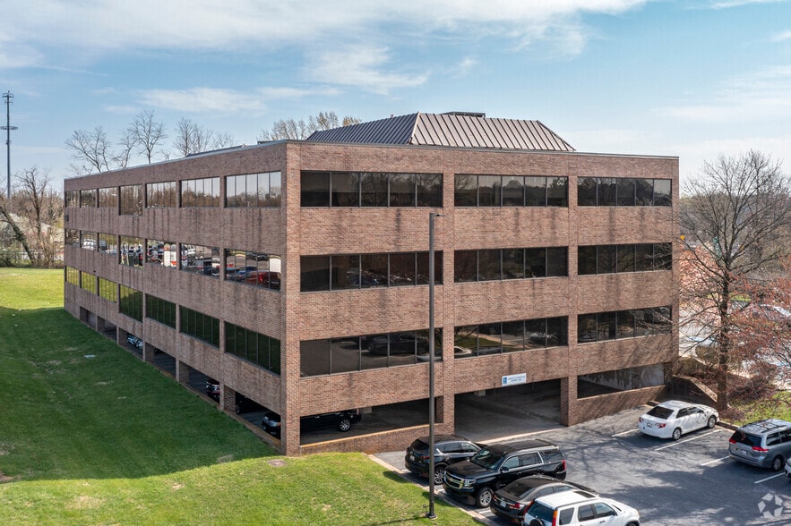 3300 N Ridge Rd, Ellicott City, MD à louer - Photo du bâtiment - Image 2 de 5