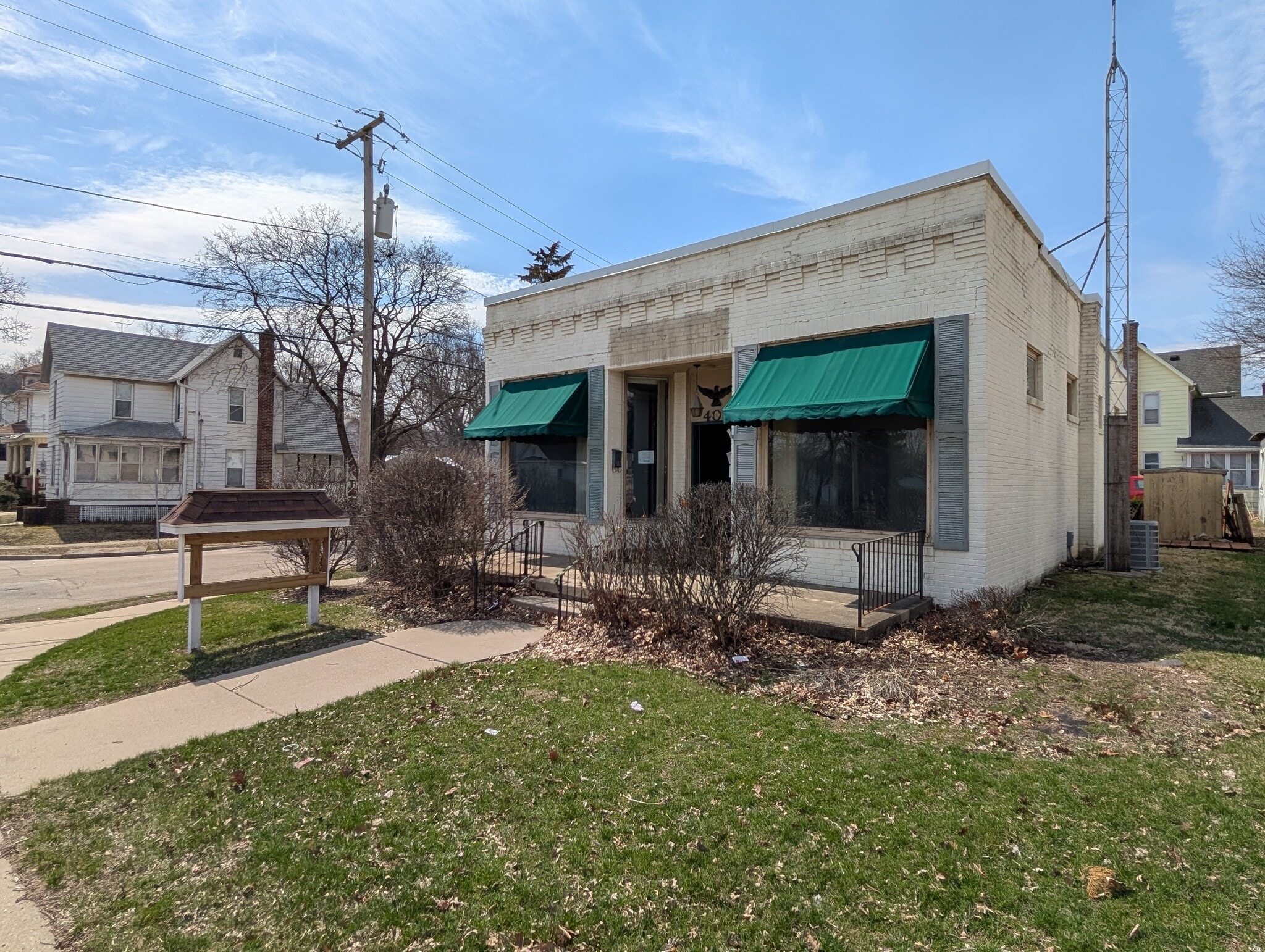 404 N West Ave, Freeport, IL for sale Primary Photo- Image 1 of 25