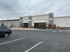 981 S Main St, Logan, UT à louer Photo du bâtiment- Image 1 de 14