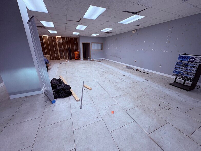 7976 Broadview Rd, Broadview Heights, OH à louer - Photo du bâtiment - Image 3 de 8