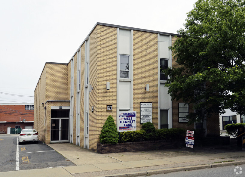 621-623 Lafayette Ave, Hawthorne, NJ à vendre - Photo principale - Image 1 de 1