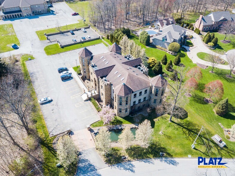 8544 Hickory Hill Dr, Poland, OH à louer - Aérien - Image 3 de 14