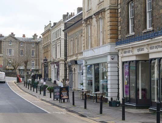 8 Hill Rd, Clevedon à louer - Photo du bâtiment - Image 2 de 11