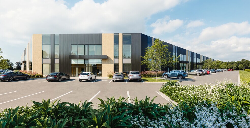 3825 Boul De La Grande-Allée, Boisbriand, QC à vendre - Photo du bâtiment - Image 3 de 5
