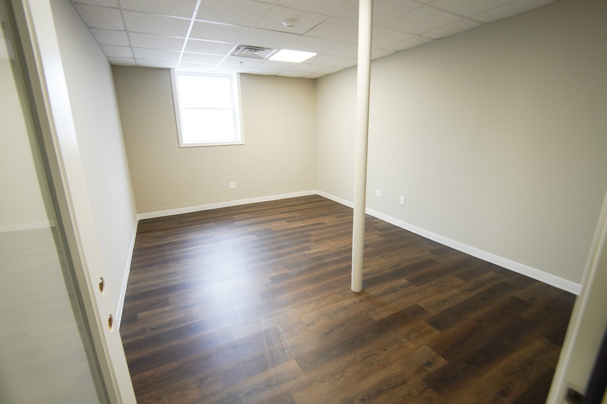 49 N Main St, Middleboro, MA for lease Interior Photo- Image 1 of 2