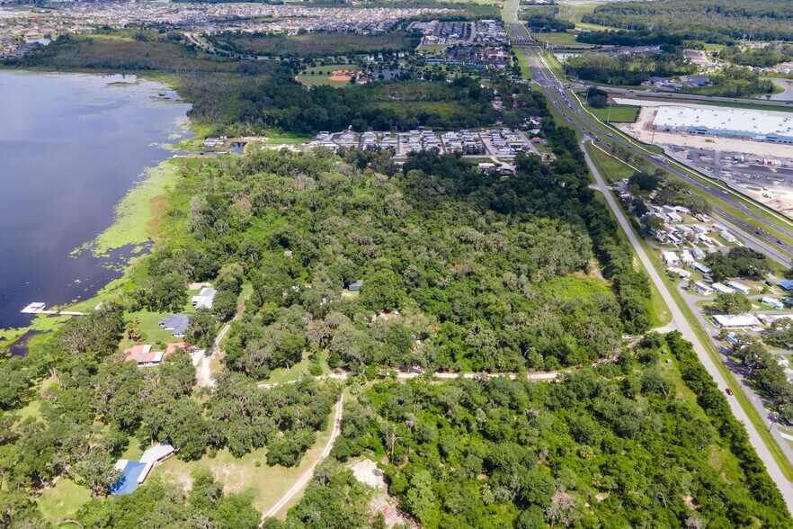 NE 49th Lane, Wildwood, FL à vendre - Photo du bâtiment - Image 3 de 10