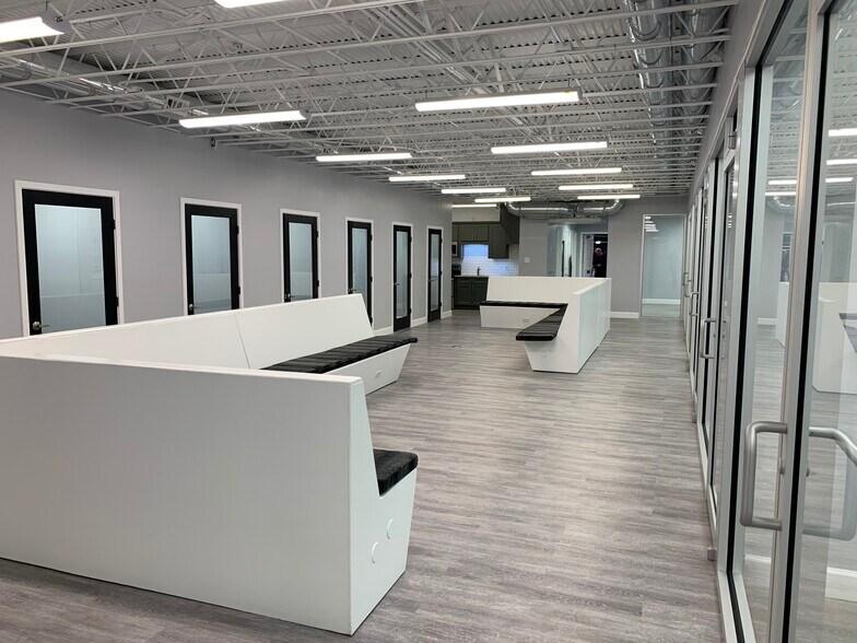 1069 Spring St NW, Atlanta, GA à louer - Photo intérieure - Image 3 de 9