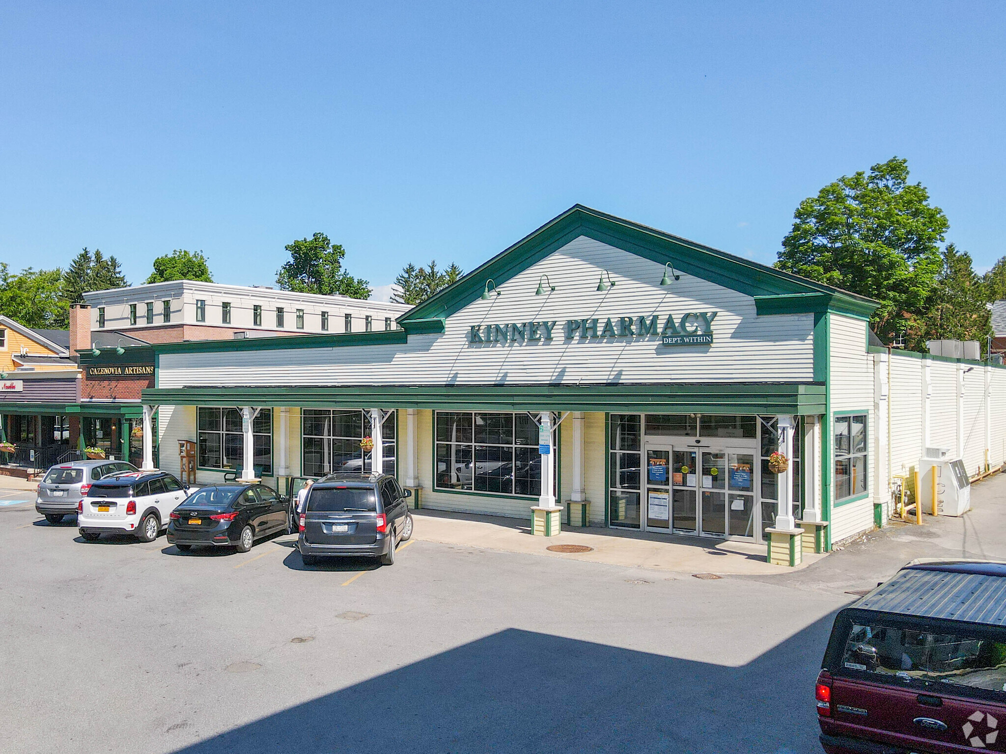 41 Albany St, Cazenovia, NY for sale Primary Photo- Image 1 of 1