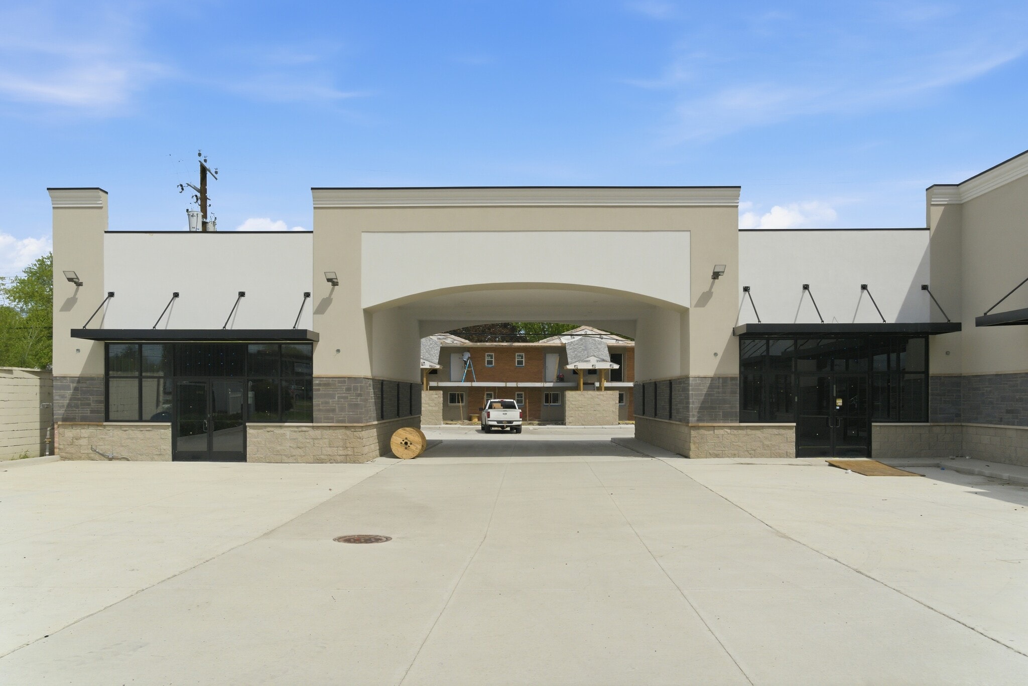 6452 N Telegraph Rd, Dearborn Heights, MI for lease Building Photo- Image 1 of 19