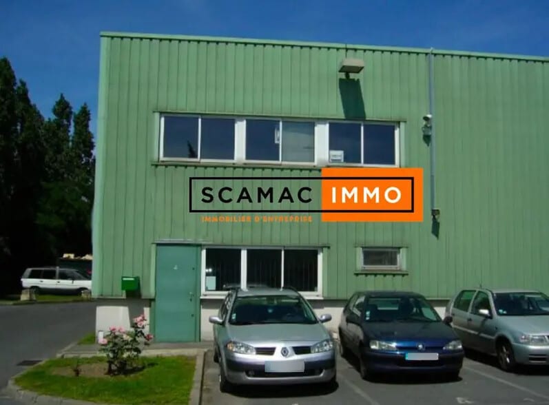 Industrial in Beauchamp for lease - Building Photo - Image 2 of 3