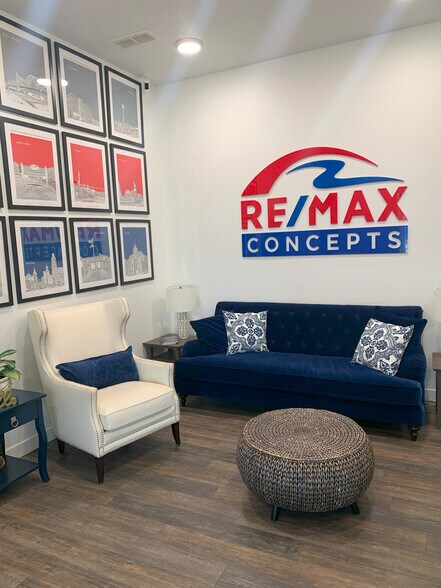 900 36th Ave, Moline, IL à louer - Photo du bâtiment - Image 2 de 5