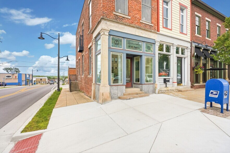 25 W Franklin St, Greencastle, IN à vendre - Photo du bâtiment - Image 3 de 15