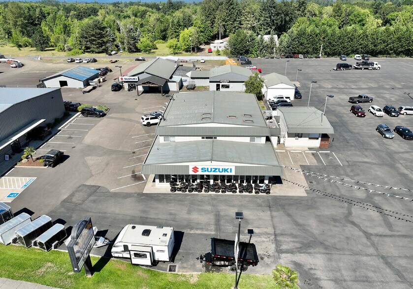 5040 Pacific Blvd SW, Albany, OR for sale - Primary Photo - Image 1 of 3