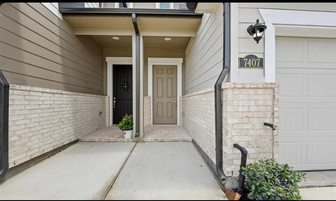 7407 Hinsdale Dr, Pasadena, TX 77505 - Unité 1 - - Photo intérieure - Image 2 of 13