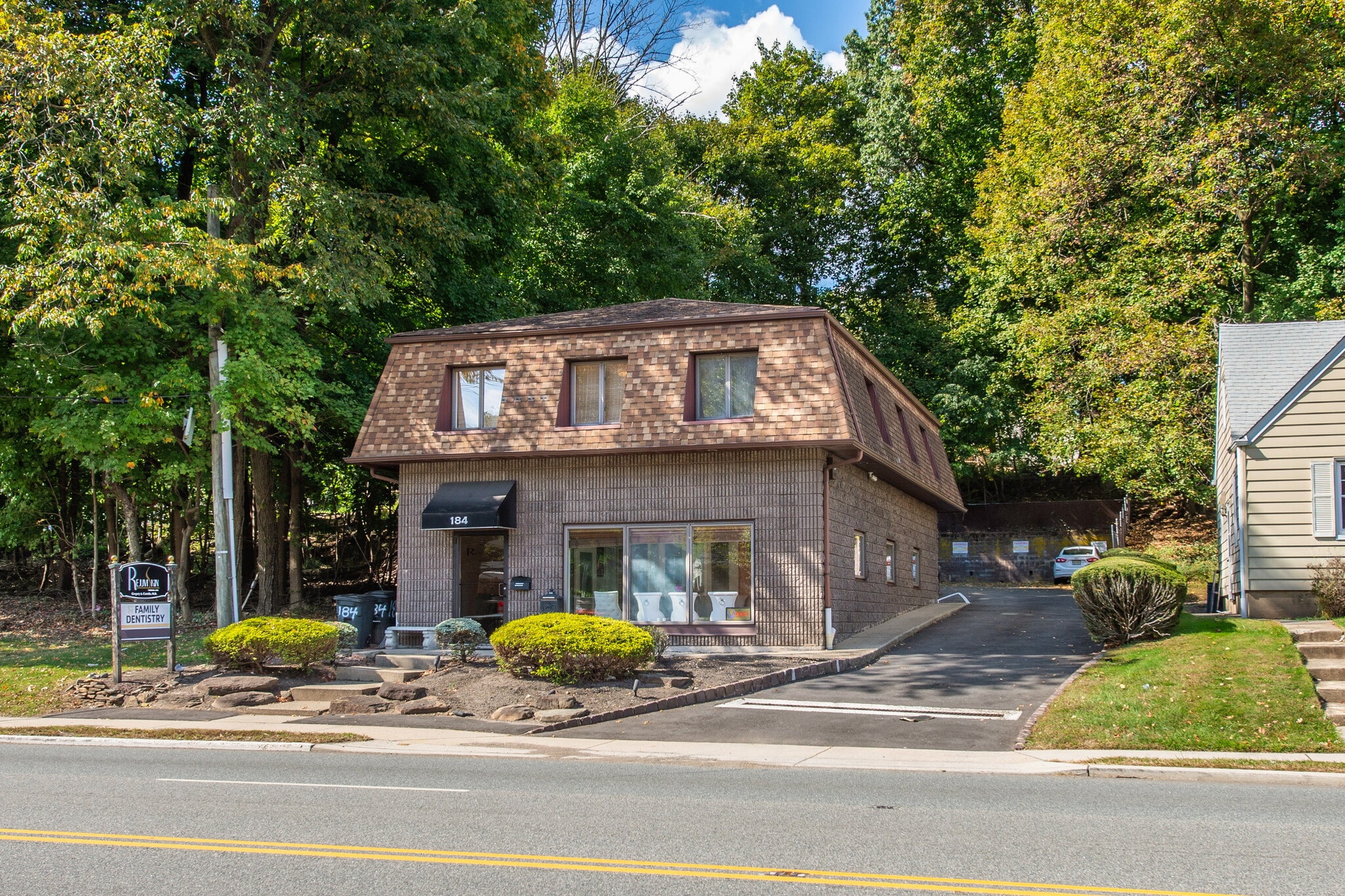 184 Pompton Ave, Verona, NJ for lease Primary Photo- Image 1 of 11