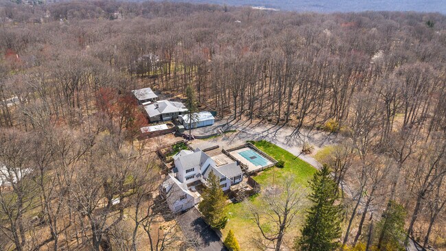 More details for 8 Stonehedge Ln, Byram Township, NJ - Retail for Sale