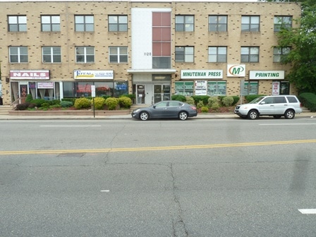 1120 Old Country Rd, Plainview, NY for lease - Building Photo - Image 3 of 26