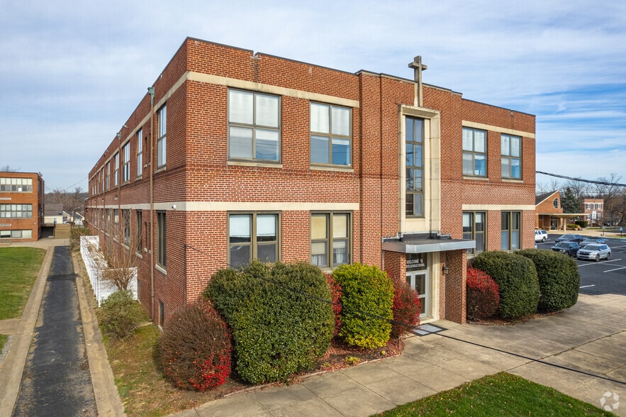 Former All Saints / Corpus Christi portfolio of 2 properties for sale on LoopNet.ca - Building Photo - Image 1 of 4