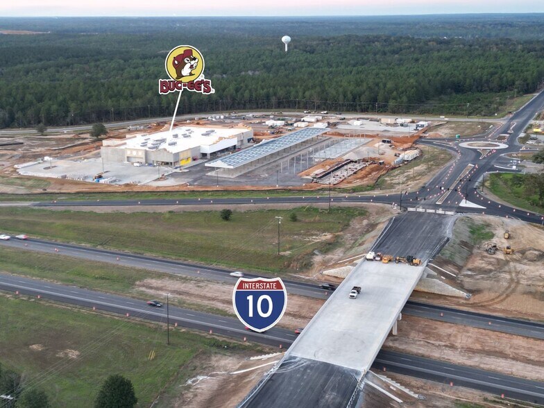 Menge Avenue, Pass Christian, MS à louer - Photo du bâtiment - Image 2 de 4