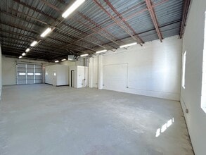 601-615 Lofstrand Ln, Rockville, MD à louer Photo intérieure- Image 2 de 5