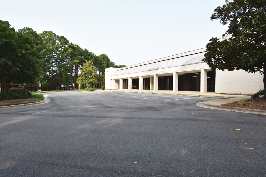 1035 Swabia Ct, Durham, NC for lease - Building Photo - Image 3 of 5