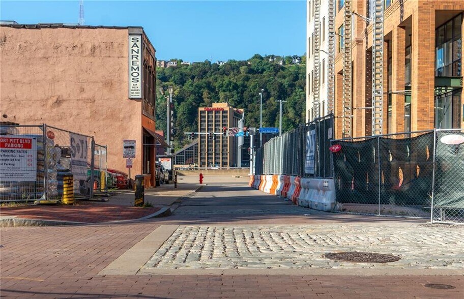 10 Market St, Pittsburgh, PA à vendre - Photo du bâtiment - Image 3 de 36