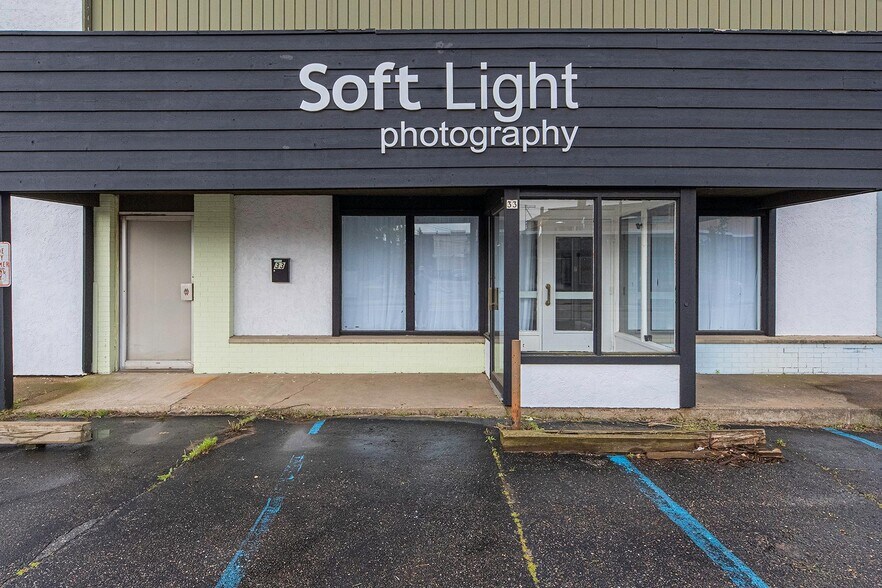 33 W King St, Rhinelander, WI à vendre - Photo du bâtiment - Image 2 de 16