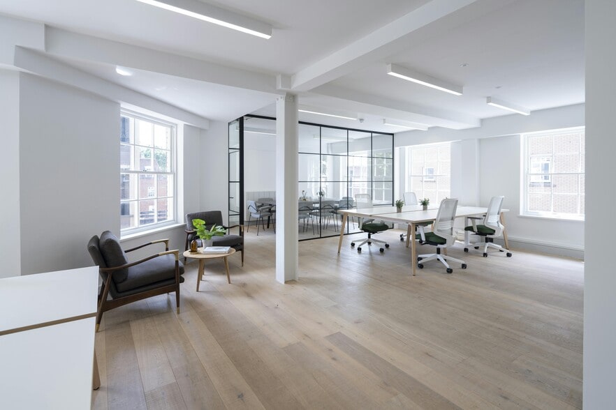 38 Rosebery Ave, London for lease - Building Photo - Image 3 of 16