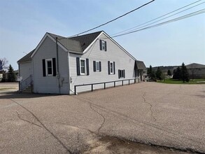 2402 Grand Ave, Wausau, WI for lease Interior Photo- Image 2 of 7