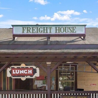 Plus de détails pour 11 E Main St, Erving, MA - Commerce de détail à vendre