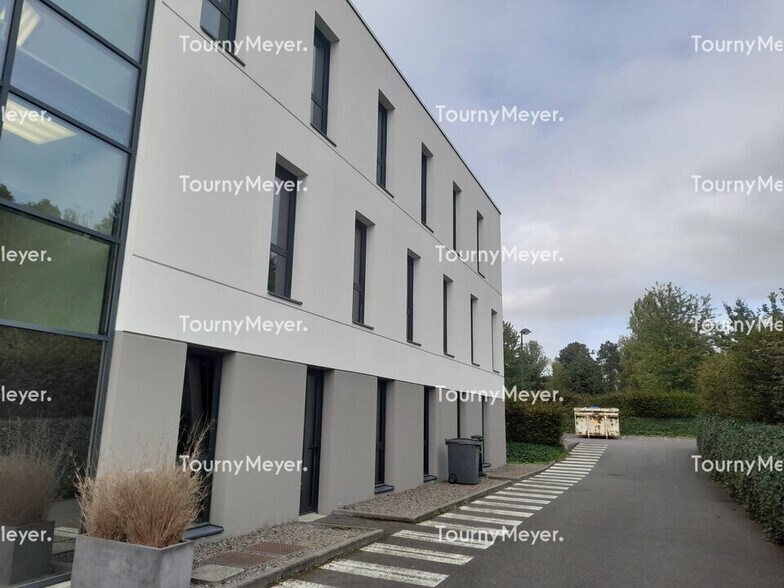 Office in Rennes for lease - Building Photo - Image 2 of 7