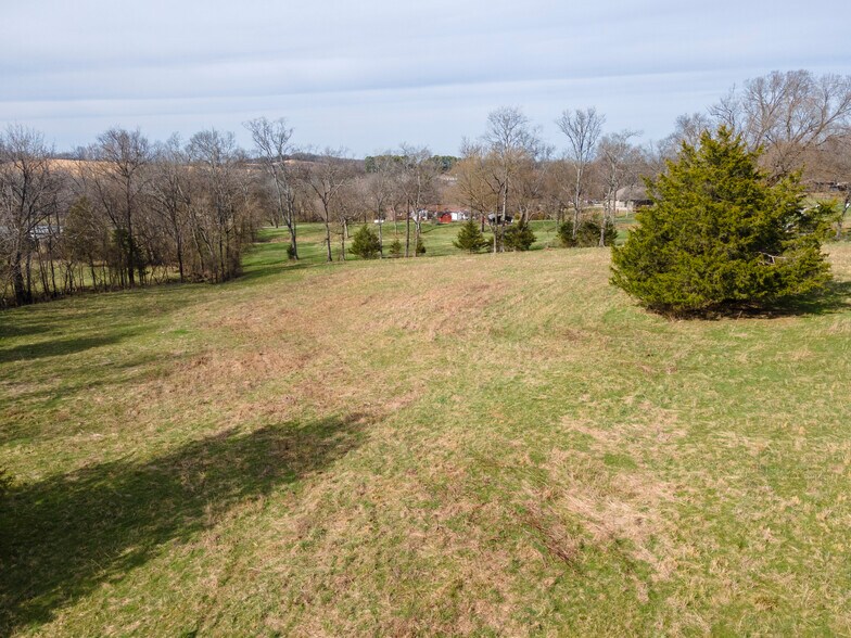 2125 Glencoe Dr, Culleoka, TN à vendre - Photo du bâtiment - Image 2 de 5