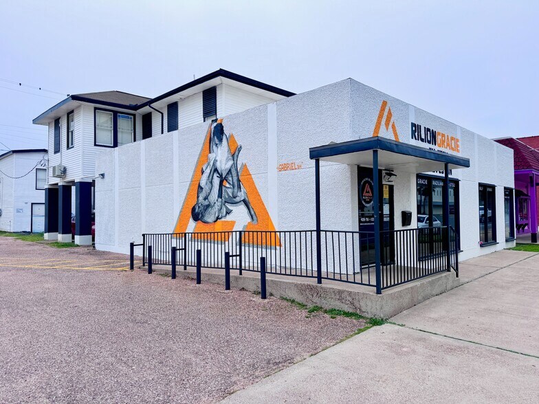 2115 Broadway St, Galveston, TX à vendre - Photo du bâtiment - Image 2 de 12