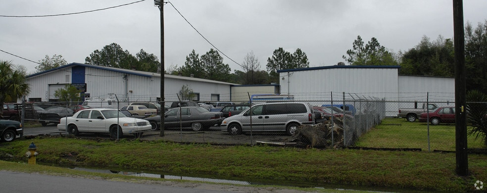 3001 NE 21st Way, Gainesville, FL à vendre - Photo du bâtiment - Image 2 de 2