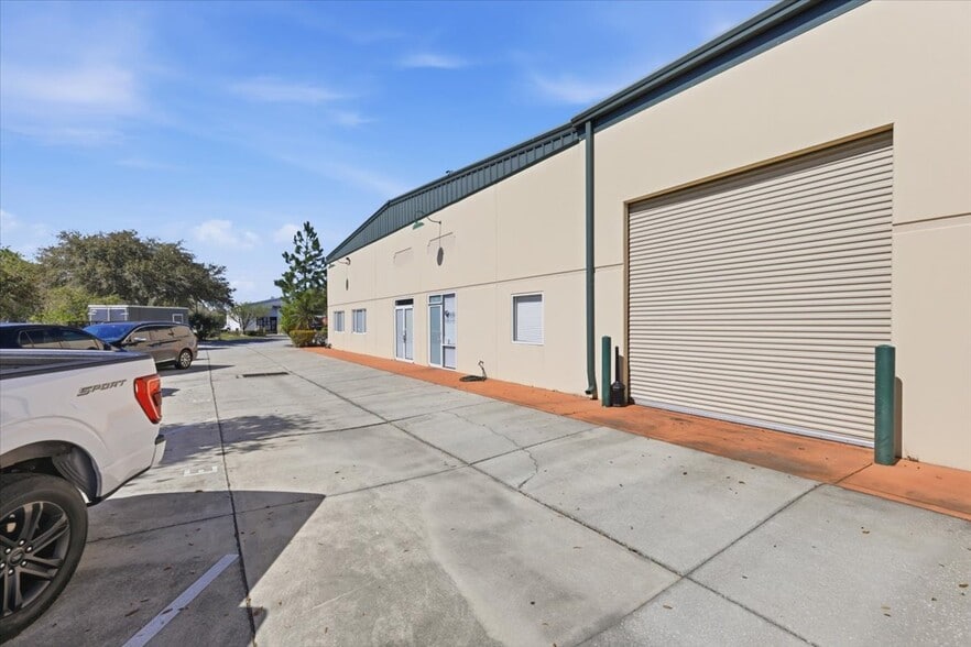 1220 Biscayne Blvd, Deland, FL à vendre - Photo du bâtiment - Image 2 de 11