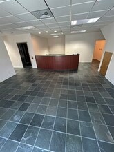 4707 Enterprise Ave, Naples, FL for lease Interior Photo- Image 1 of 22