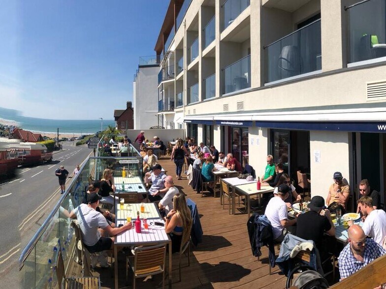 Beach Rd, Woolacombe à vendre - Photo du bâtiment - Image 2 de 8